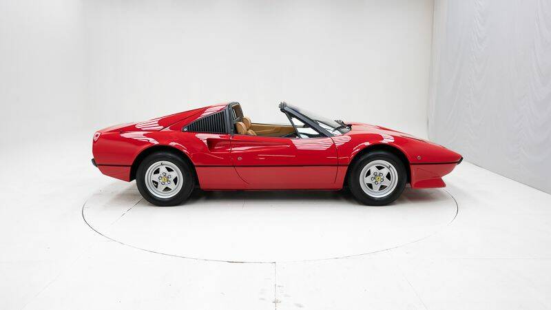 Image 9/15 of Ferrari 308 GTSi (1982)