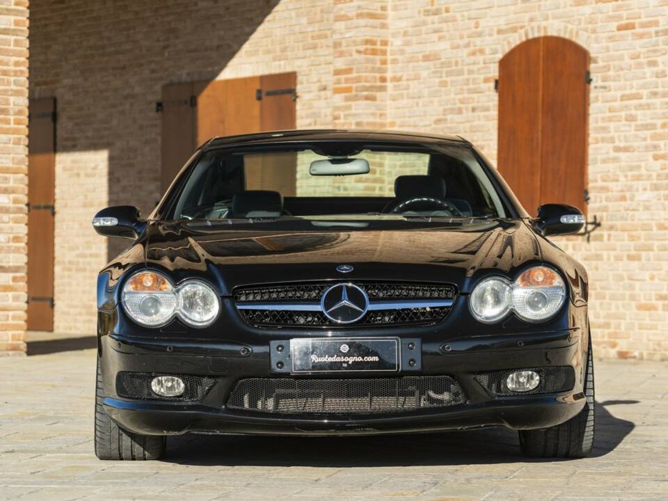 Imagen 9/50 de Mercedes-Benz SL 55 AMG (2002)