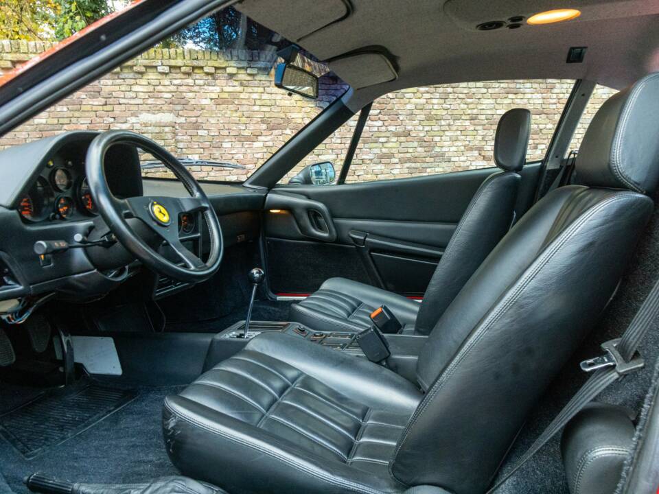 Bild 48/50 von Ferrari 328 GTB (1989)