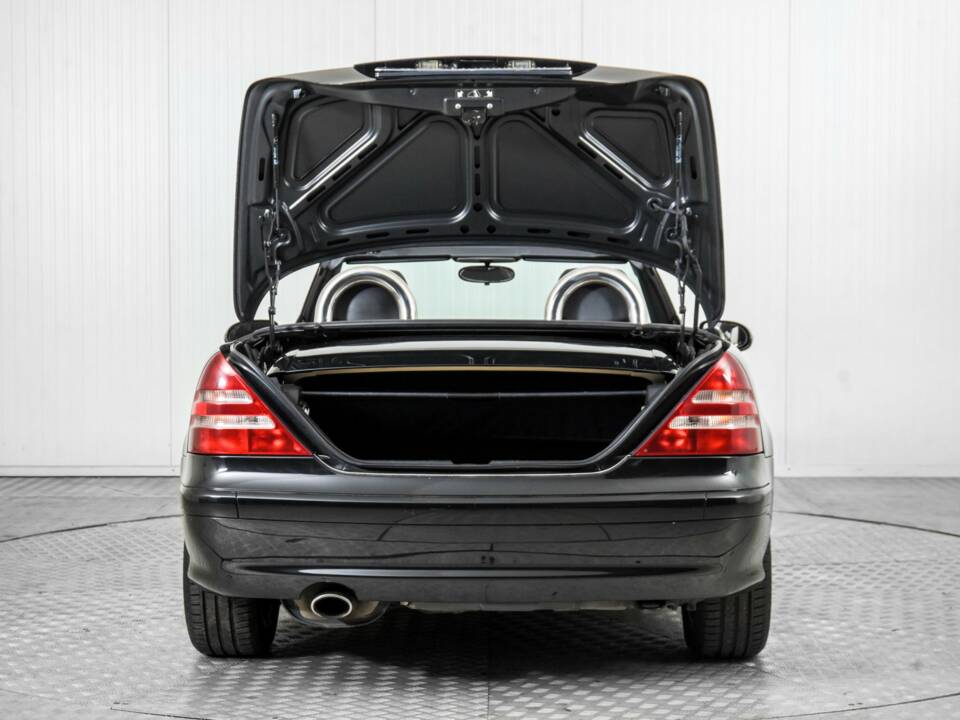 Bild 40/50 von Mercedes-Benz SLK 200 Kompressor (2001)