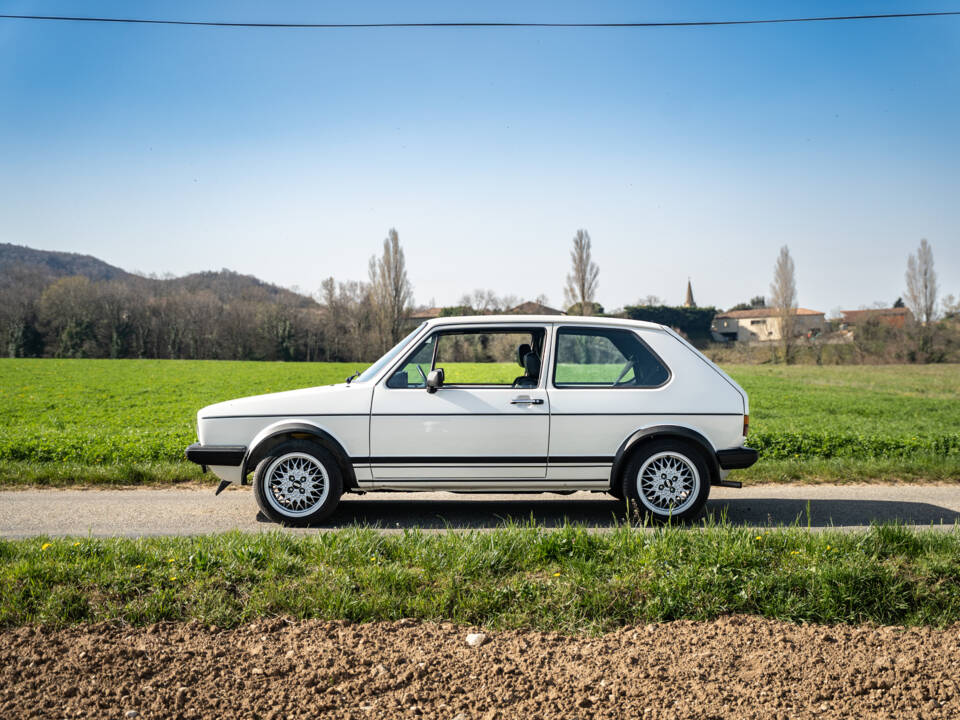 Afbeelding 12/58 van Volkswagen Golf I GTI 1.6 (1982)