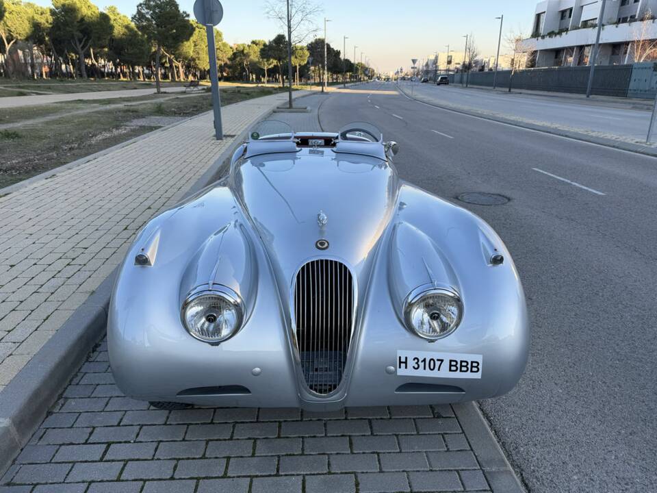 Image 4/8 of Jaguar XK 120 OTS (1953)