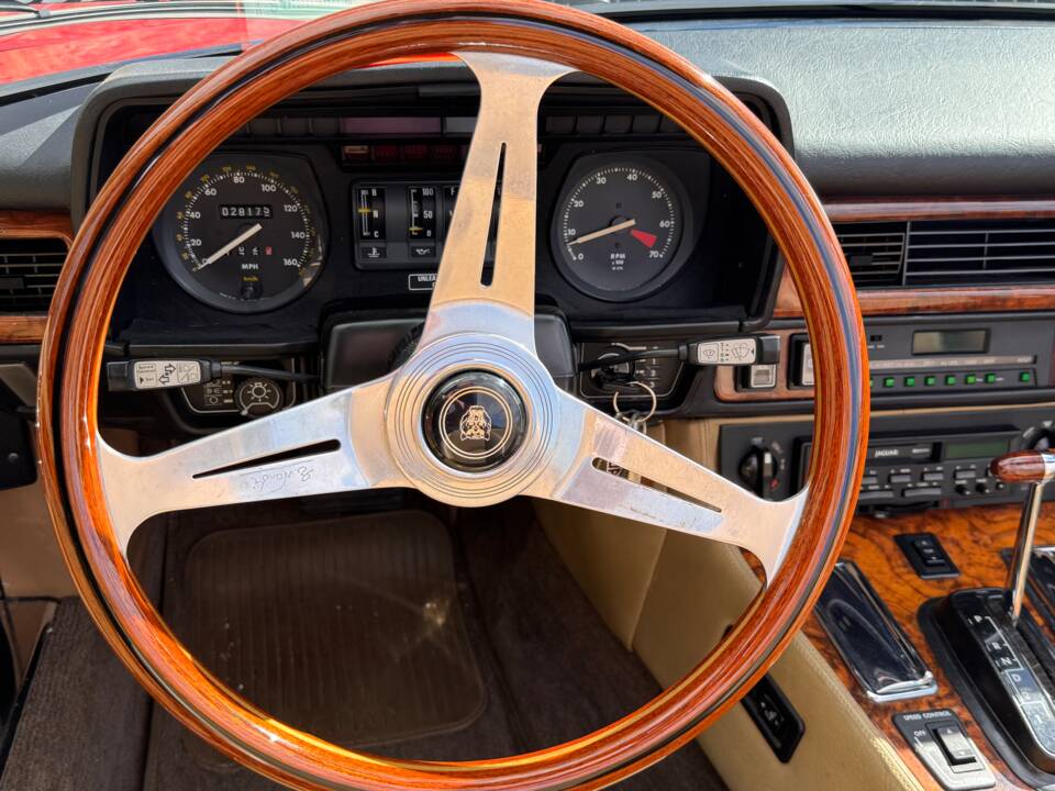 Bild 35/62 von Jaguar XJ-S Convertible (1988)