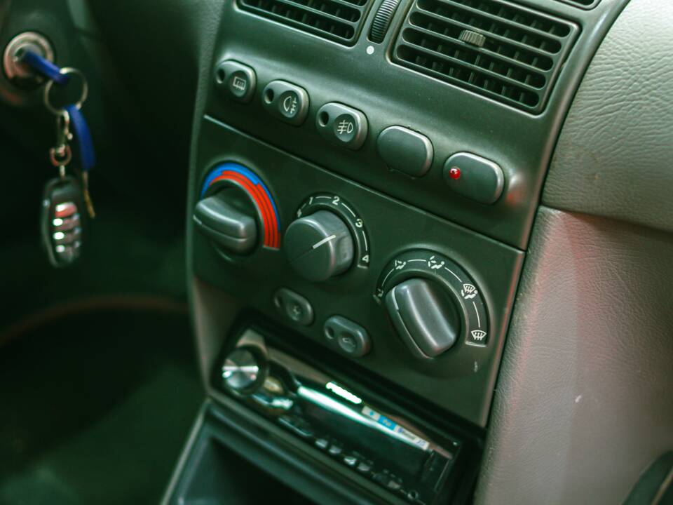 Image 35/39 of FIAT Punto GT (1995)