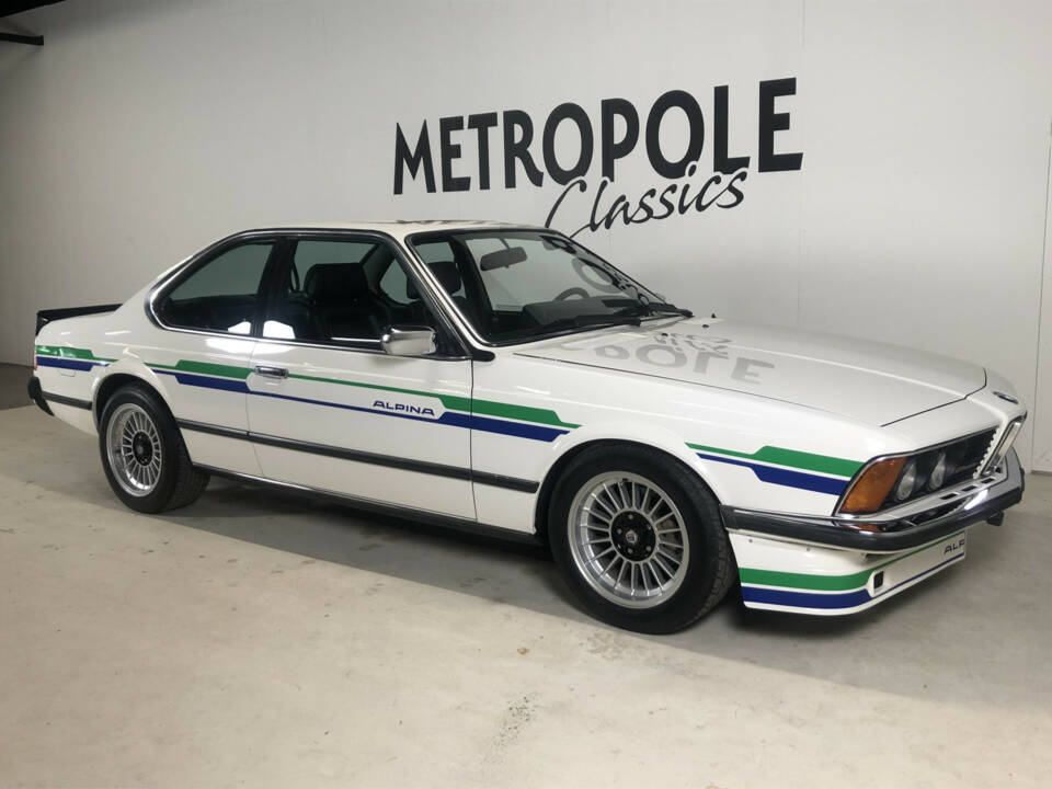 Image 7/33 de BMW 635 CSi (1981)