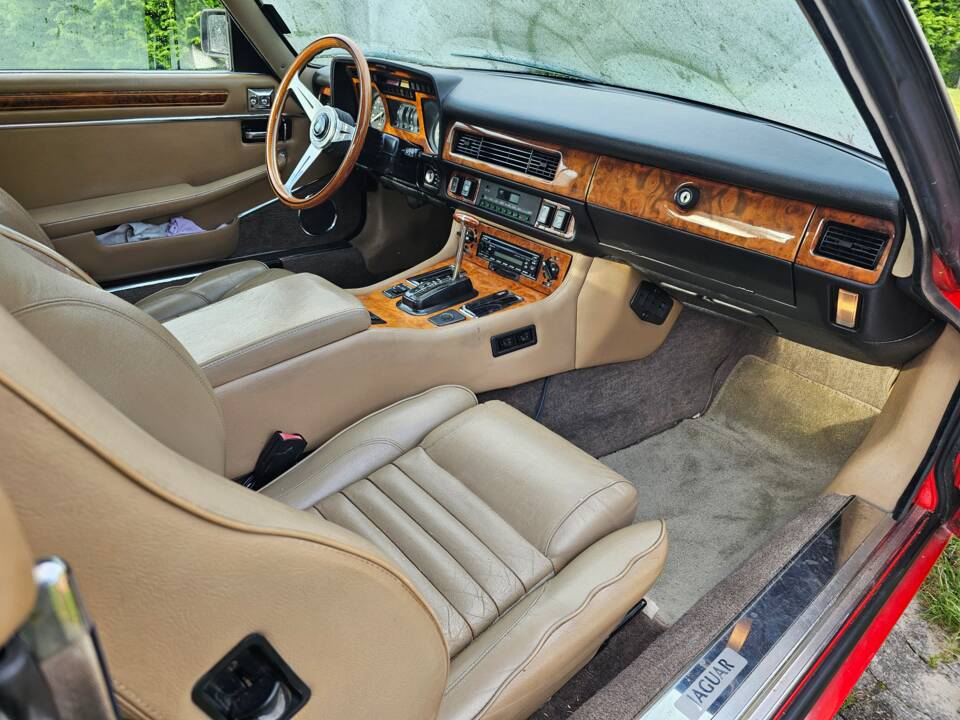 Image 5/10 of Jaguar XJ-S Convertible (1989)