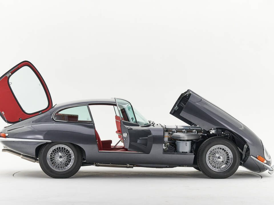 Afbeelding 18/99 van Jaguar E-Type 4.2 (1966)