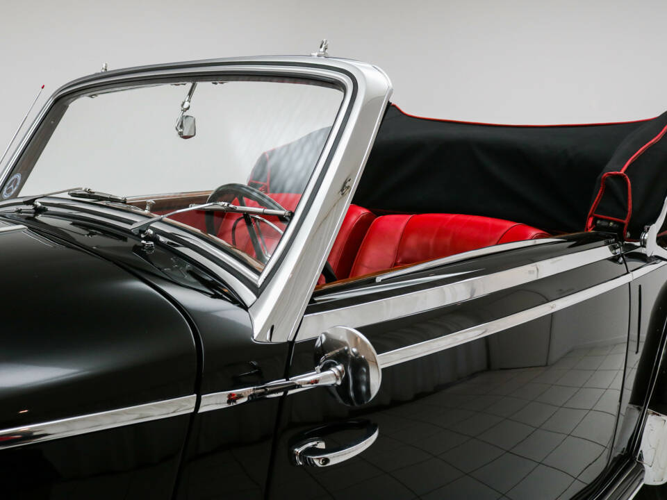 Bild 17/22 von Mercedes-Benz 170 S Cabriolet A (1952)