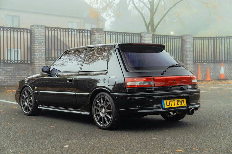 Image 4/50 of Mazda 323 GT-R (1994)