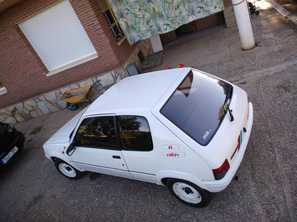 Bild 2/11 von Peugeot 205 rallye (1991)