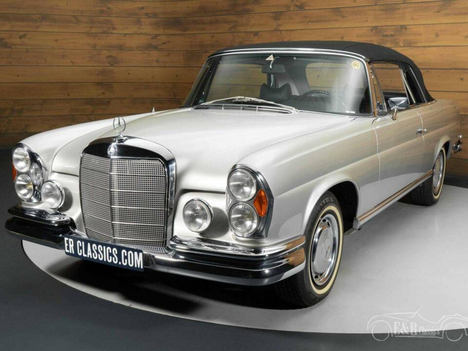 Imagen 4/19 de Mercedes-Benz 280 SE (1969)