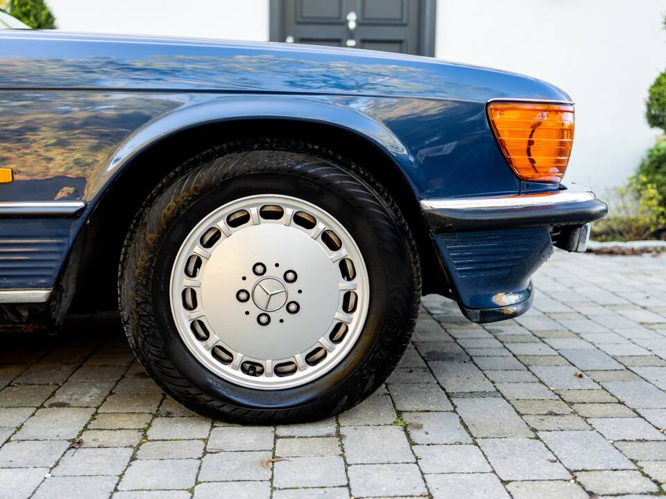 Image 11/21 of Mercedes-Benz 300 SL (1987)