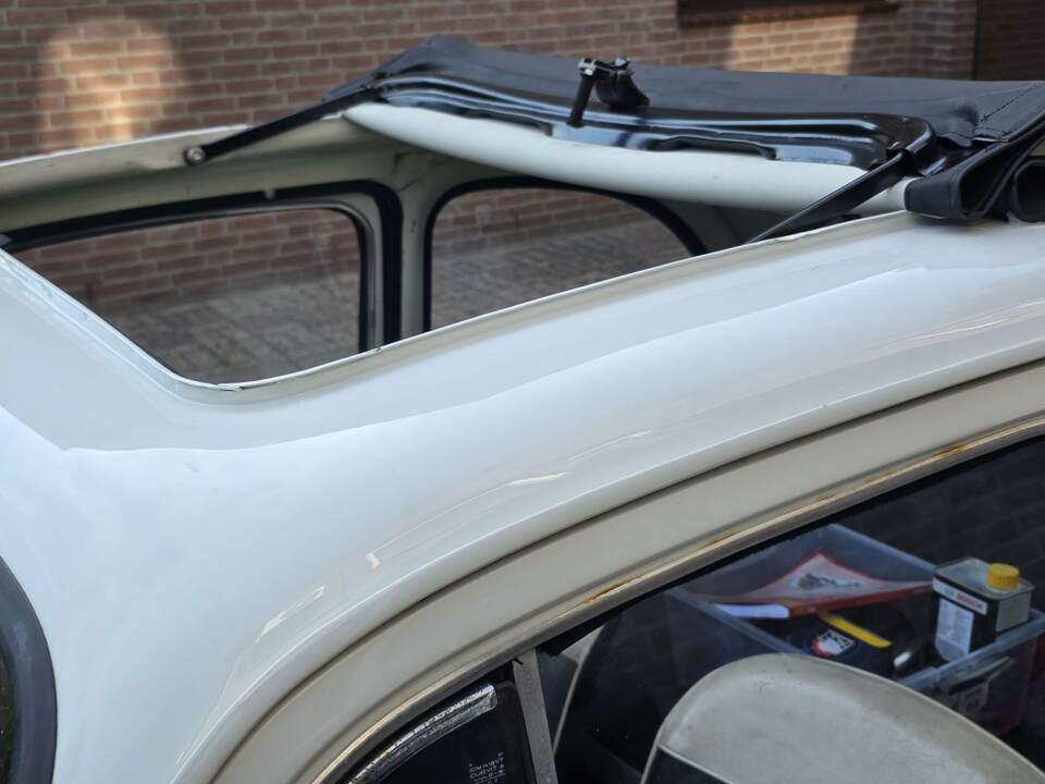 Image 7/8 of FIAT 500 L (1972)