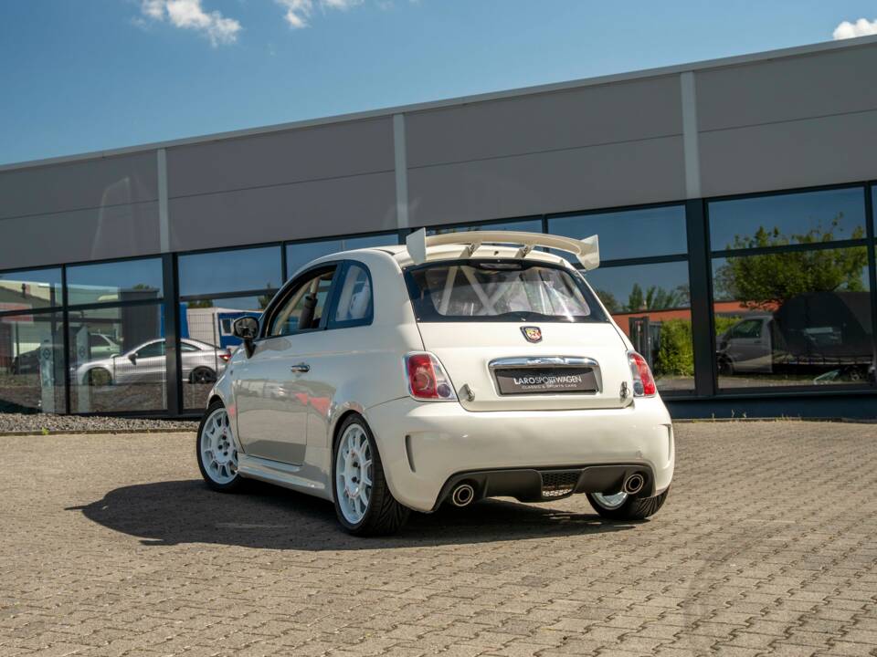 Bild 7/31 von Abarth 695 Assetto Corse Evoluzione (2013)