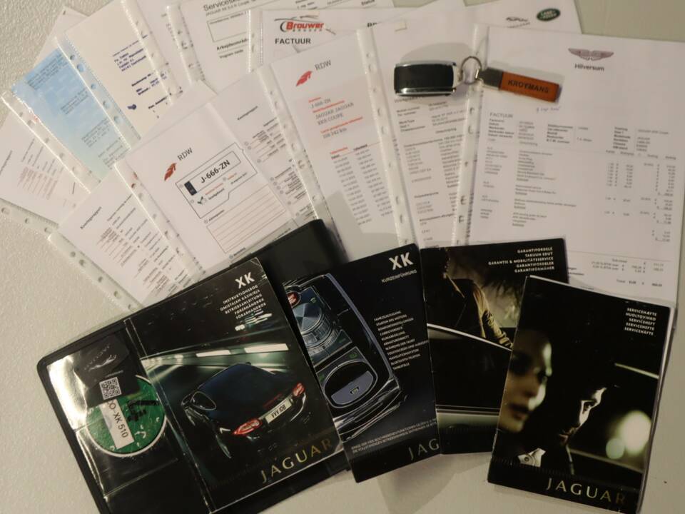Image 5/50 of Jaguar XKR (2010)