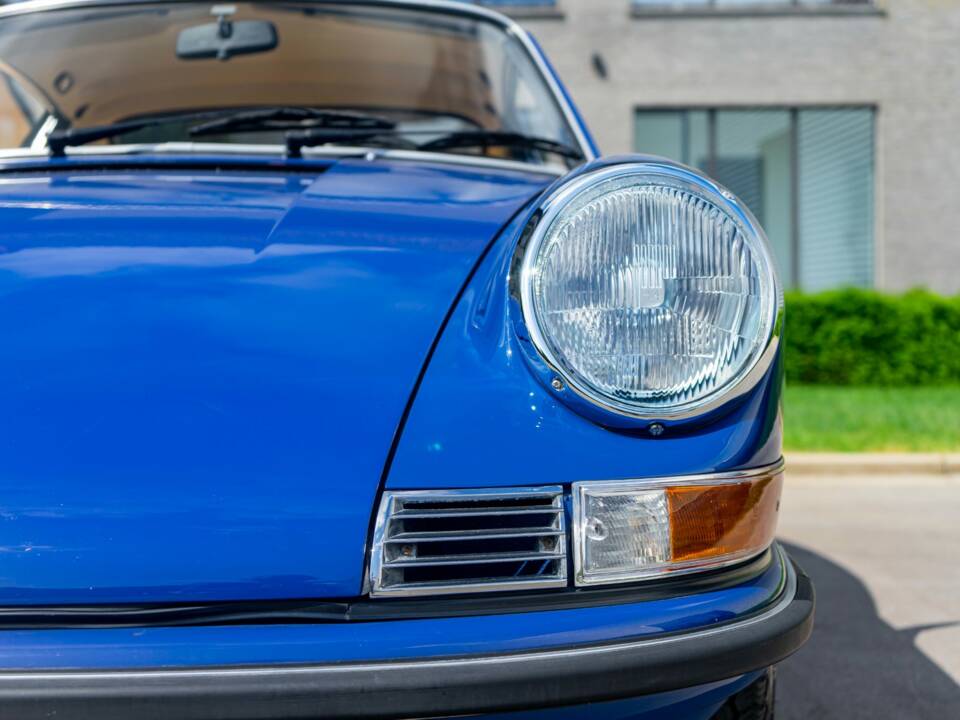 Image 28/34 de Porsche 911 2.0 E (1969)