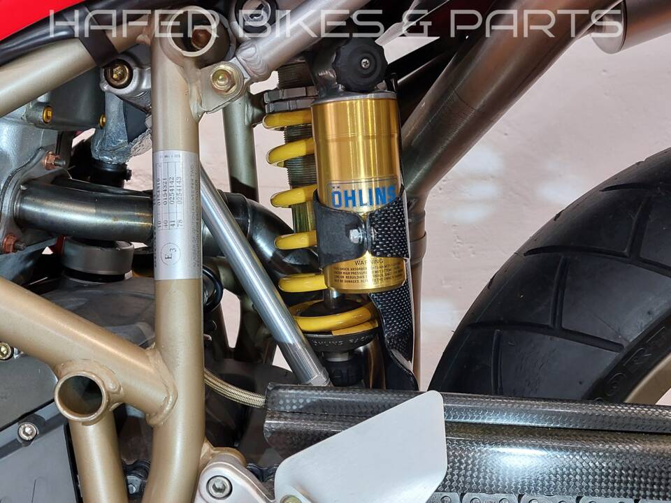 Bild 36/42 von Ducati 916 SPS (1997)