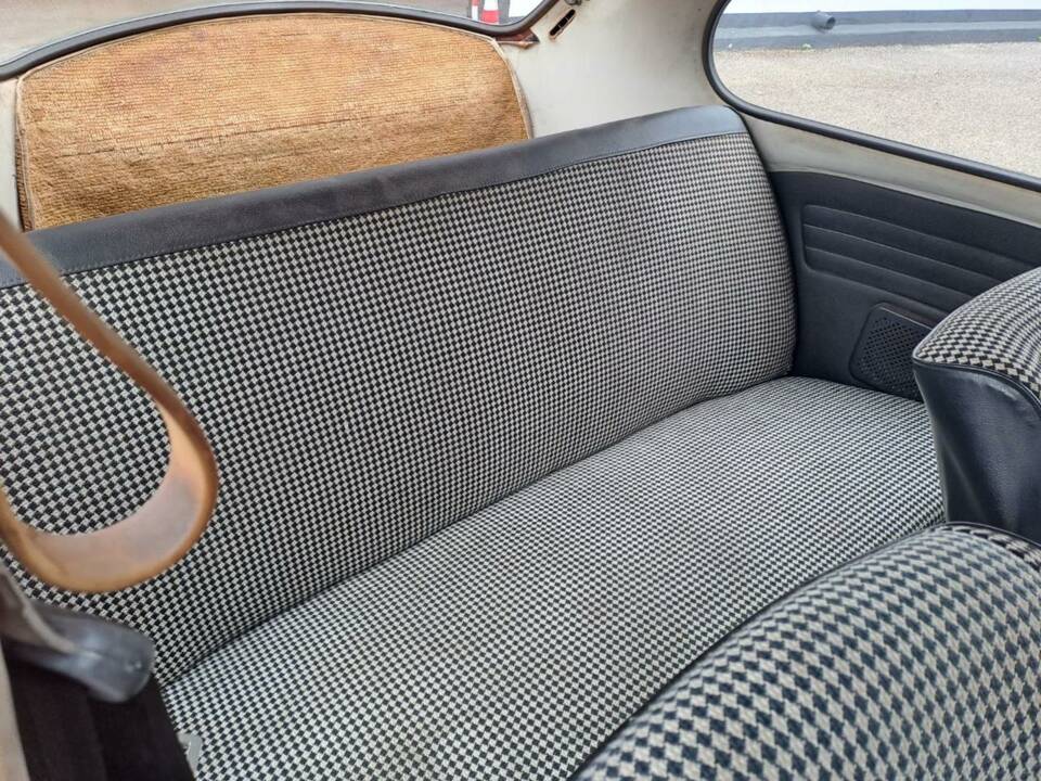 Immagine 19/33 di Volkswagen Beetle 1200 L (1980)