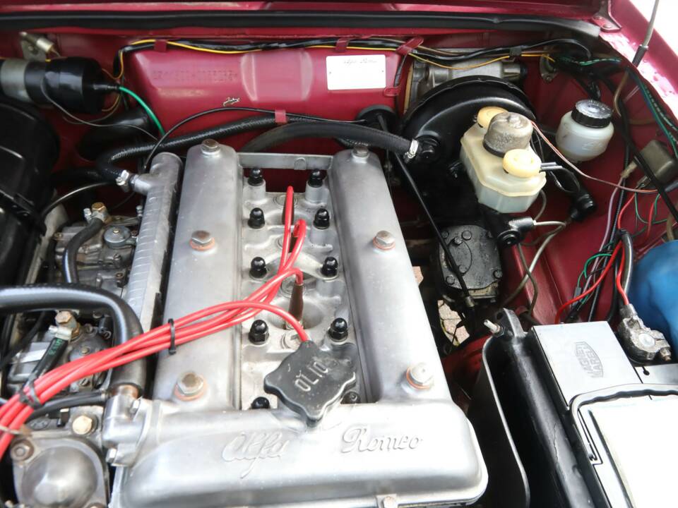 Immagine 41/50 di Alfa Romeo Giulia Nuova Super 1300 (1975)