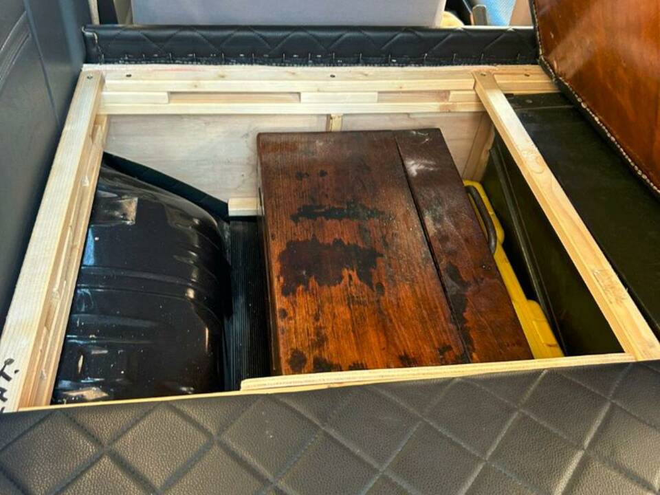 Bild 13/27 von Daihatsu Feroza 1.6i Special Hard-top (1991)