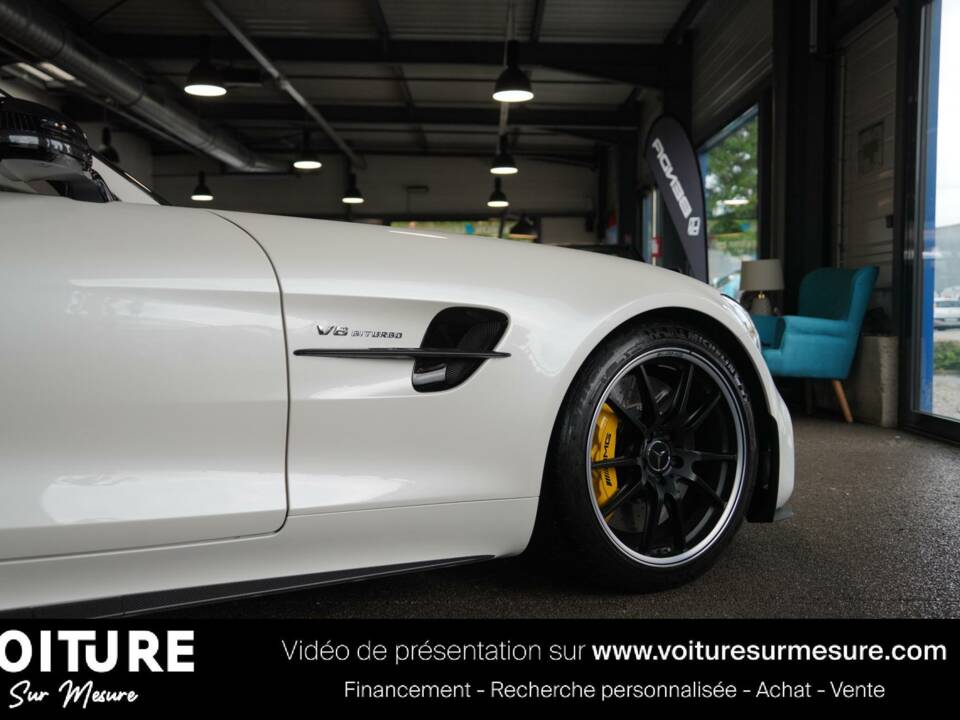 Image 25/44 of Mercedes-AMG GT-R (2021)