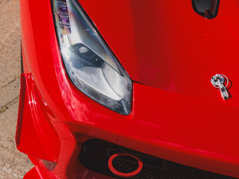 Bild 27/50 von Ferrari 488 Challenge (2017)