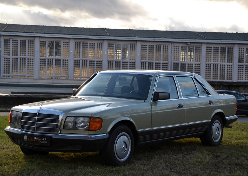 Imagen 1/25 de Mercedes-Benz 500 SEL (1984)