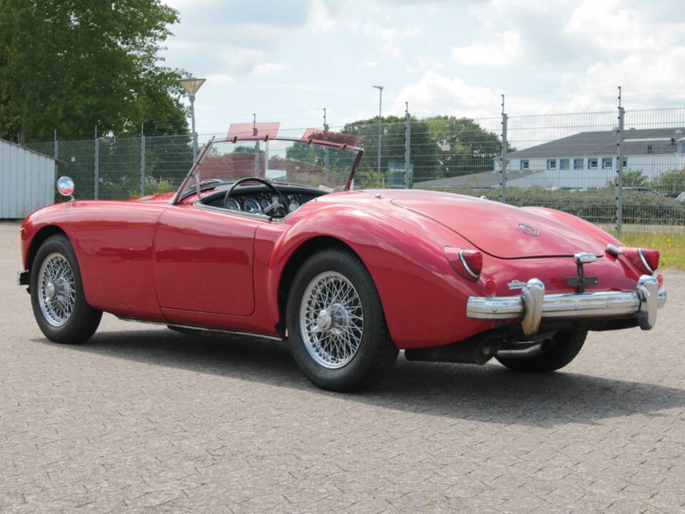 Afbeelding 3/77 van MG MGA 1500 (1959)