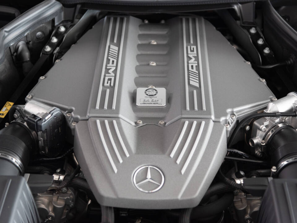 Image 55/56 de Mercedes-Benz SLS AMG (2011)