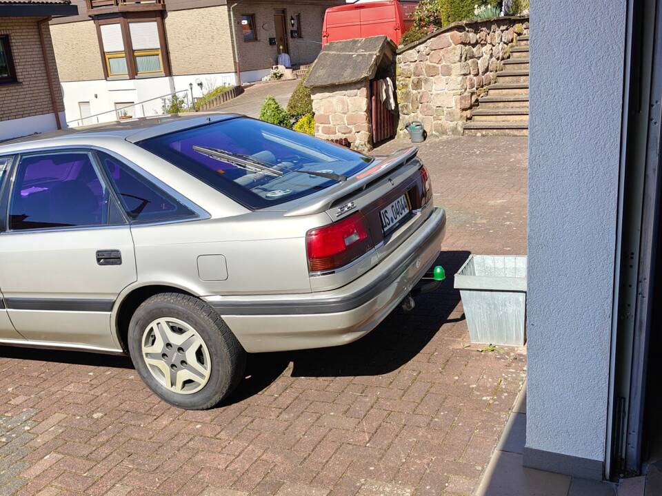 Image 4/5 of Mazda 626 (1988)