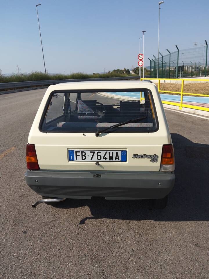 Image 6/61 de FIAT Panda 34 (1983)
