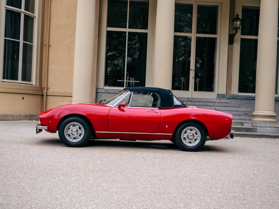 Image 2/65 of FIAT Dino Spider (1967)