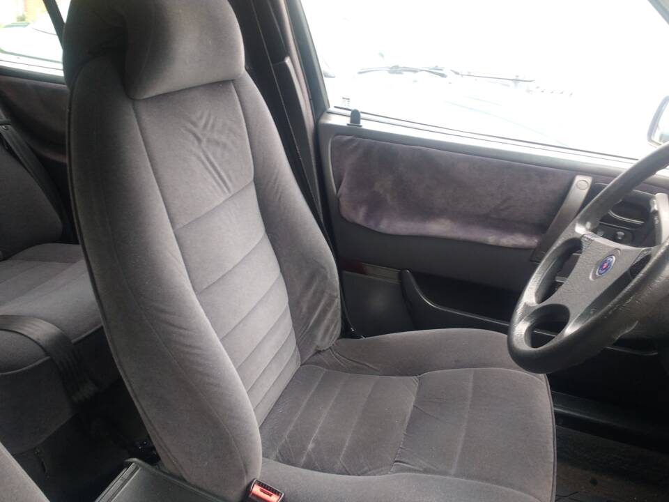 Bild 11/13 von Saab 9000 (1991)