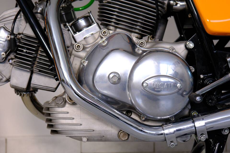 Afbeelding 53/96 van Ducati 750 Sport (1974)