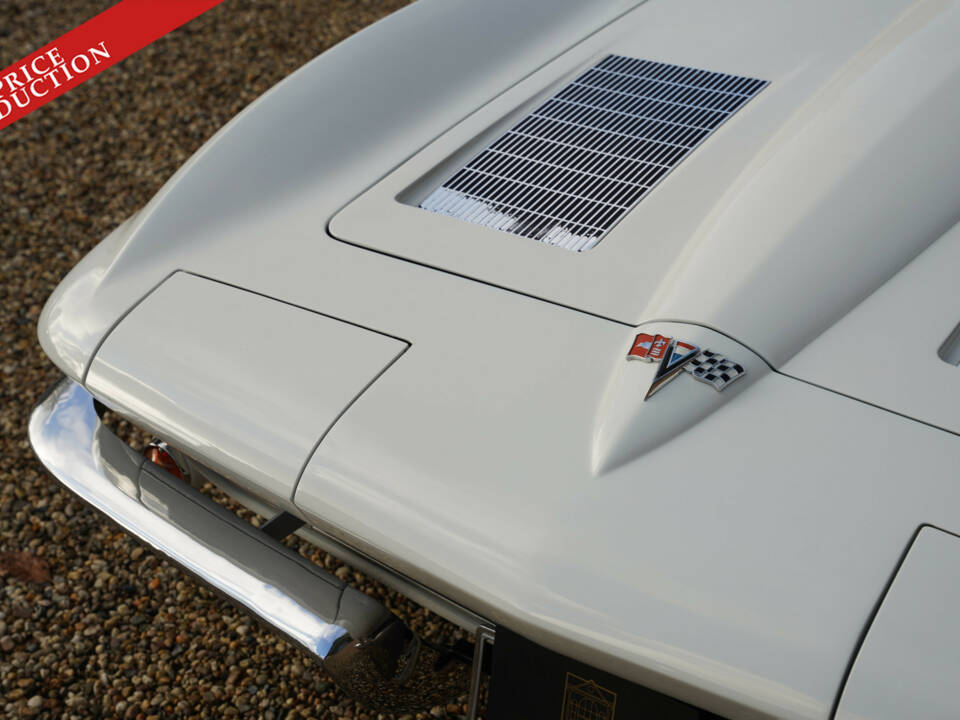Image 27/50 of Chevrolet Corvette Sting Ray Convertible (1963)
