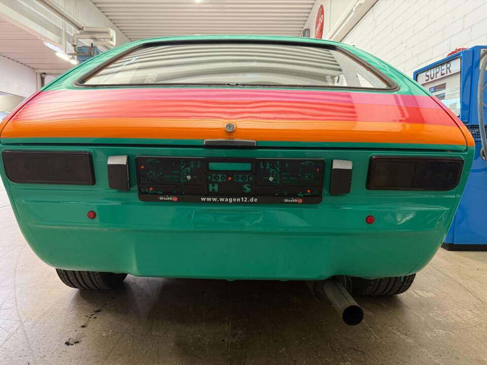 Image 13/18 of Opel Kadett 2,0 E Rallye (1978)