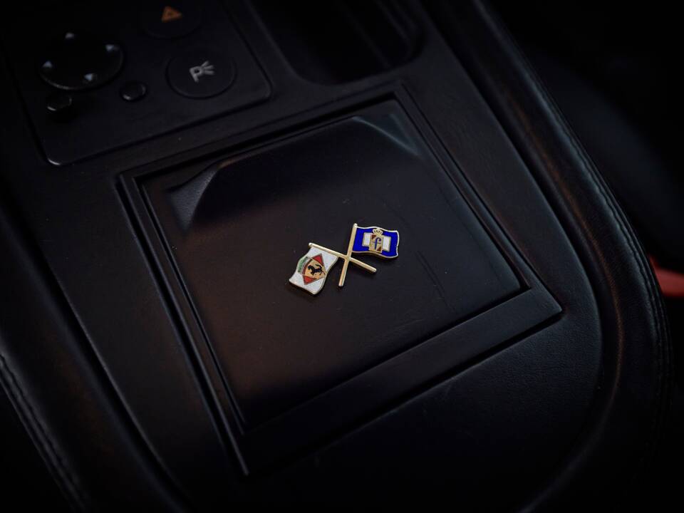 Bild 94/98 von Ferrari 550 Maranello (1998)