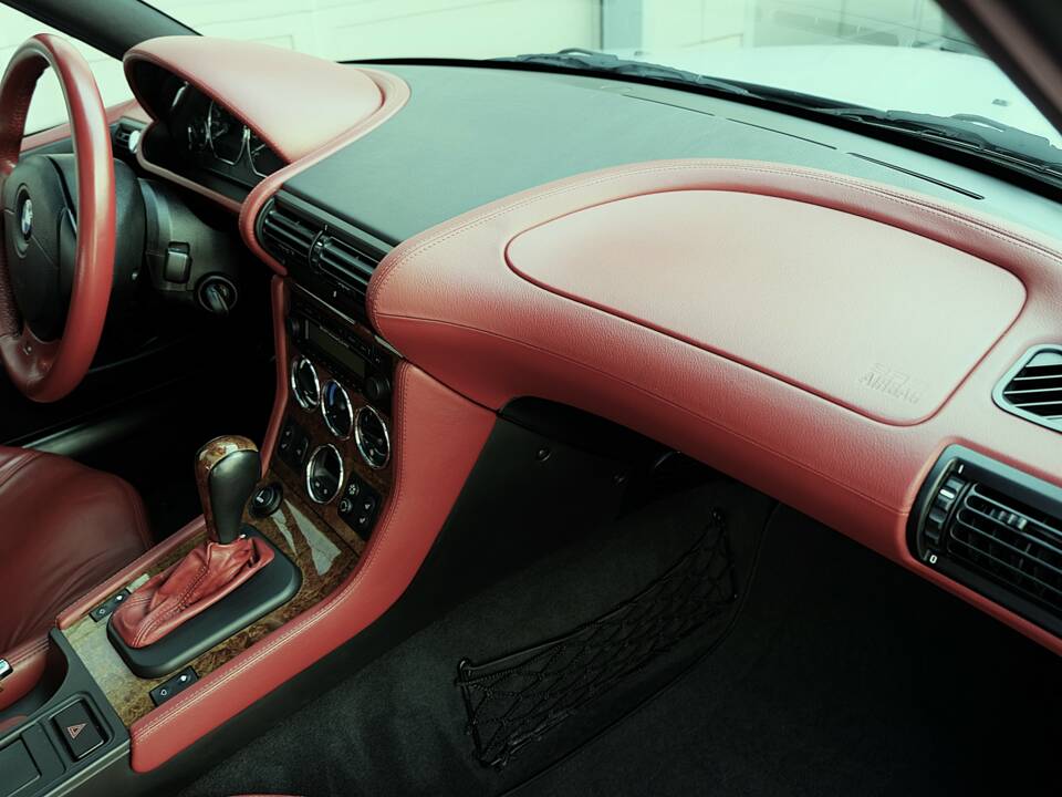 Bild 24/61 von BMW Z3 Coupé 3.0 (2001)