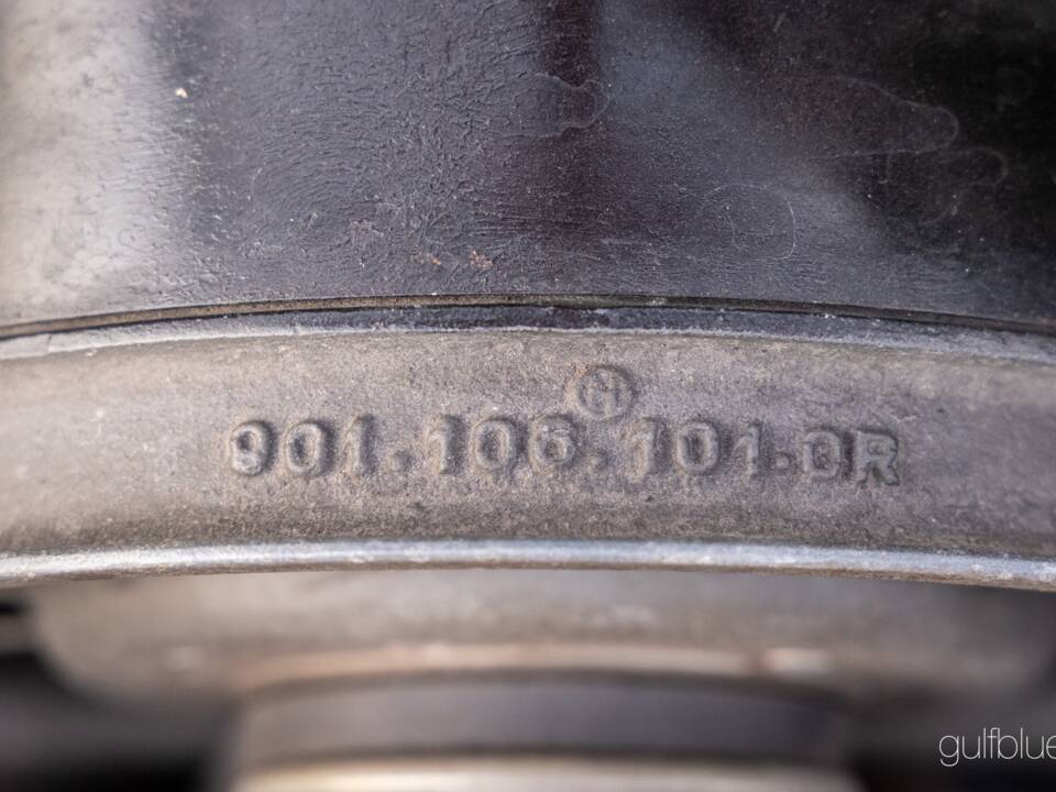 Image 54/59 of Porsche 911 2.0 (1966)