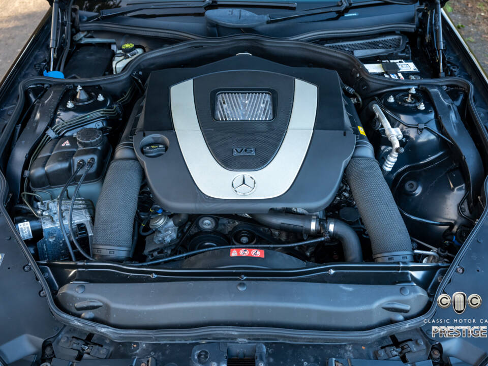 Image 10/10 of Mercedes-Benz SL 300 (2010)