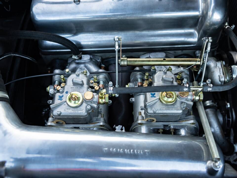 Image 30/43 of Mercedes-Benz 190 SL (1959)