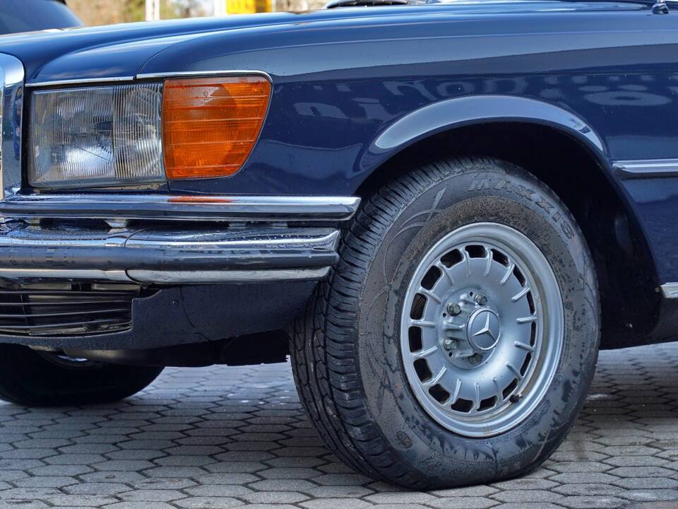 Bild 17/23 von Mercedes-Benz 350 SE (1975)