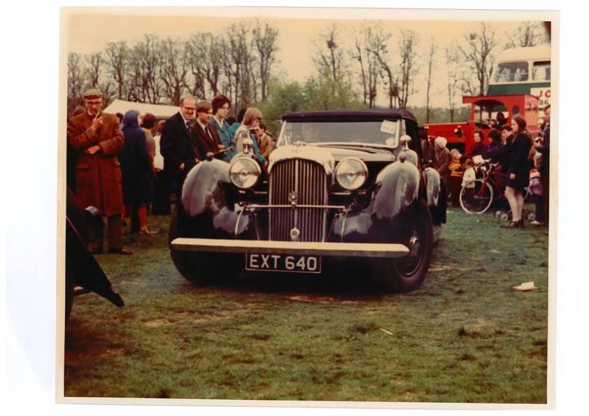 Image 5/8 of Lagonda V12 DHC (1938)