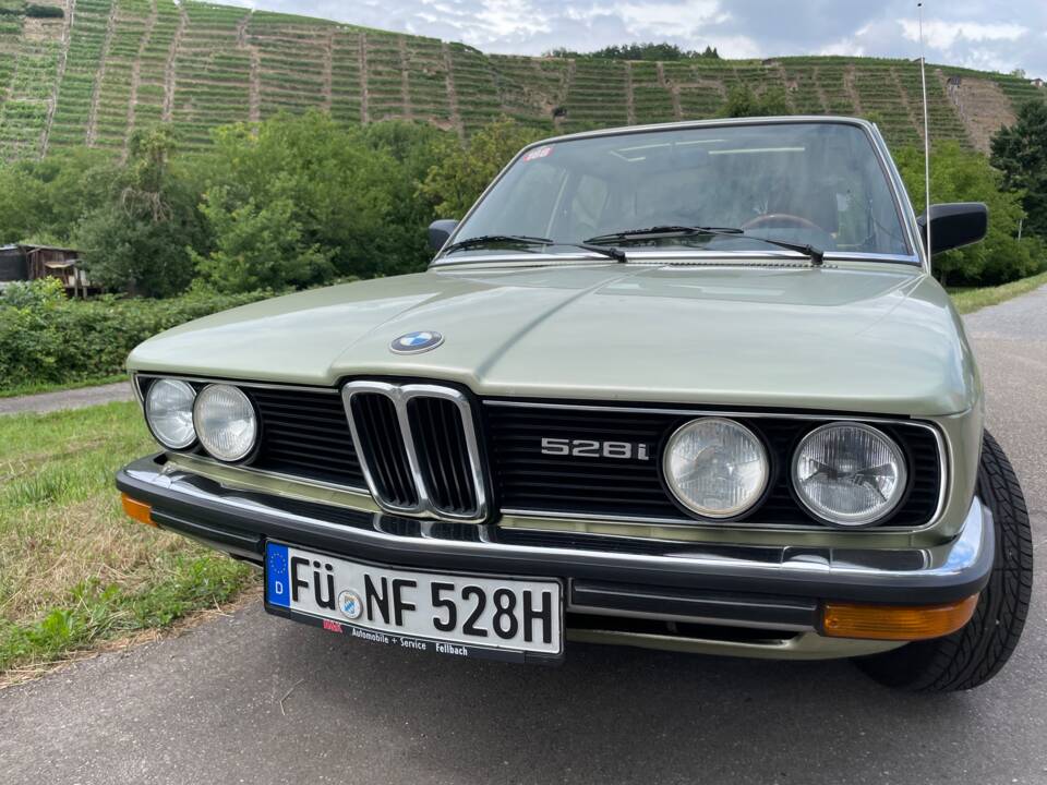 Image 83/100 de BMW 528i (1980)