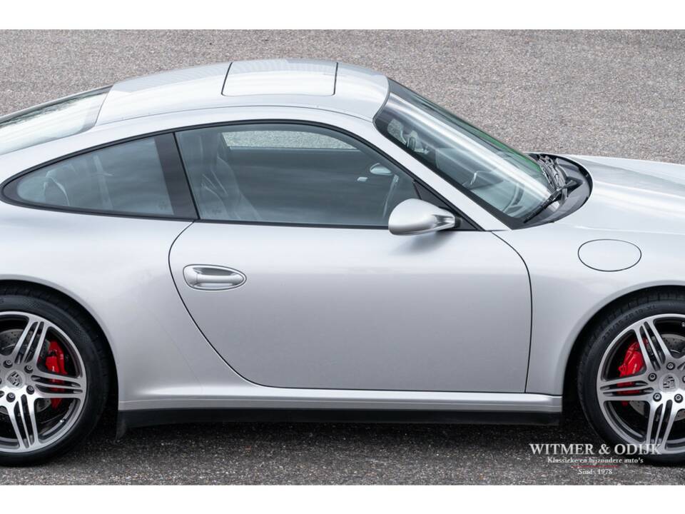Bild 18/33 von Porsche 911 Carrera 4S (2007)
