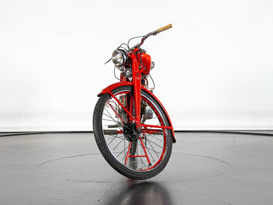 Imagen 6/50 de Moto Guzzi DUMMY (1957)