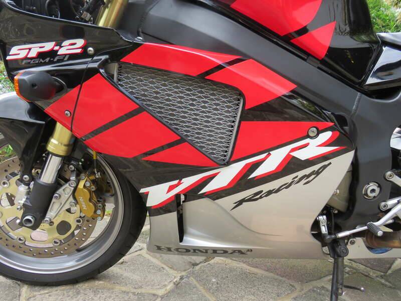 Immagine 4/40 di Honda VTR 1000 SP2 (2005)