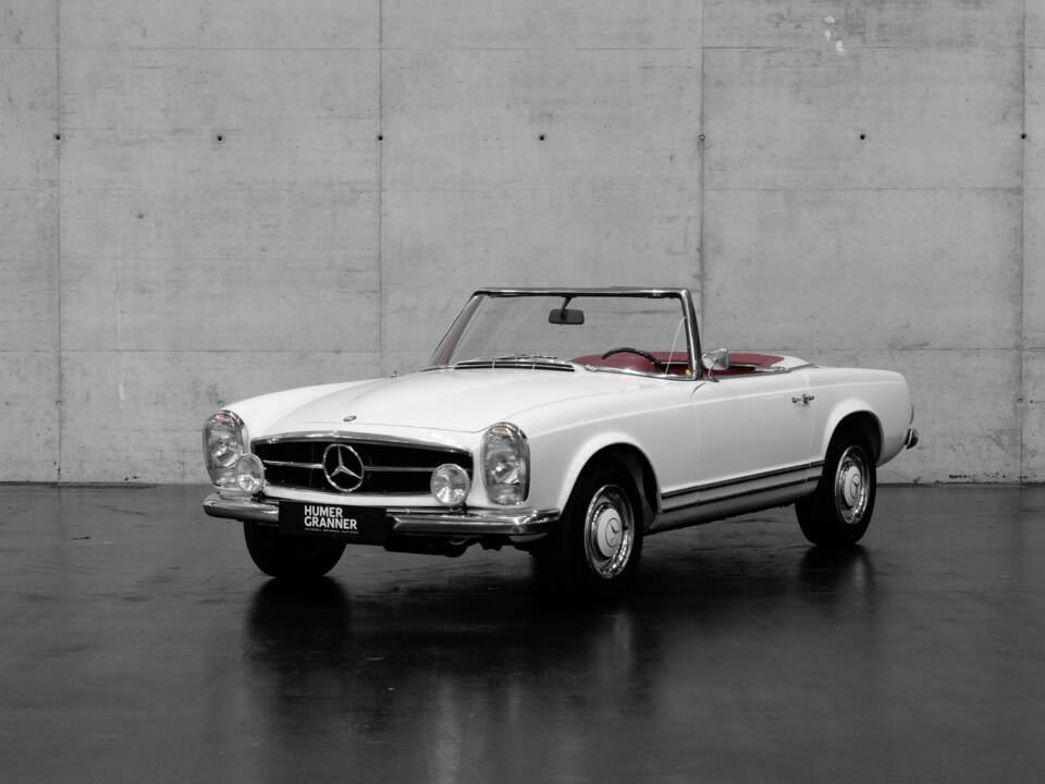 Immagine 1/40 di Mercedes-Benz 230 SL (1966)