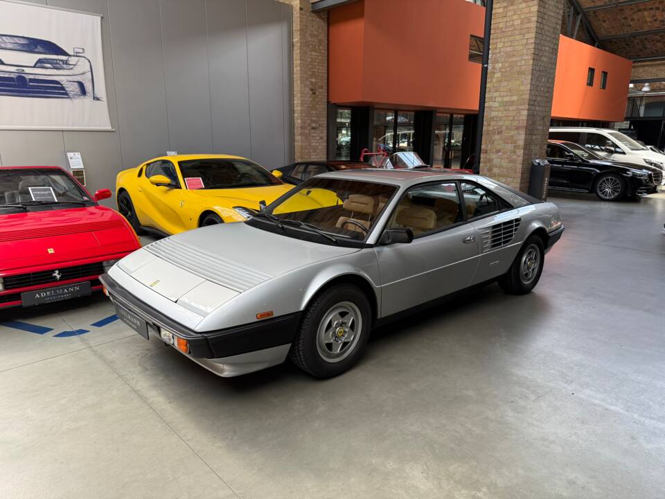 Image 2/23 of Ferrari Mondial Quattrovalvole (1985)