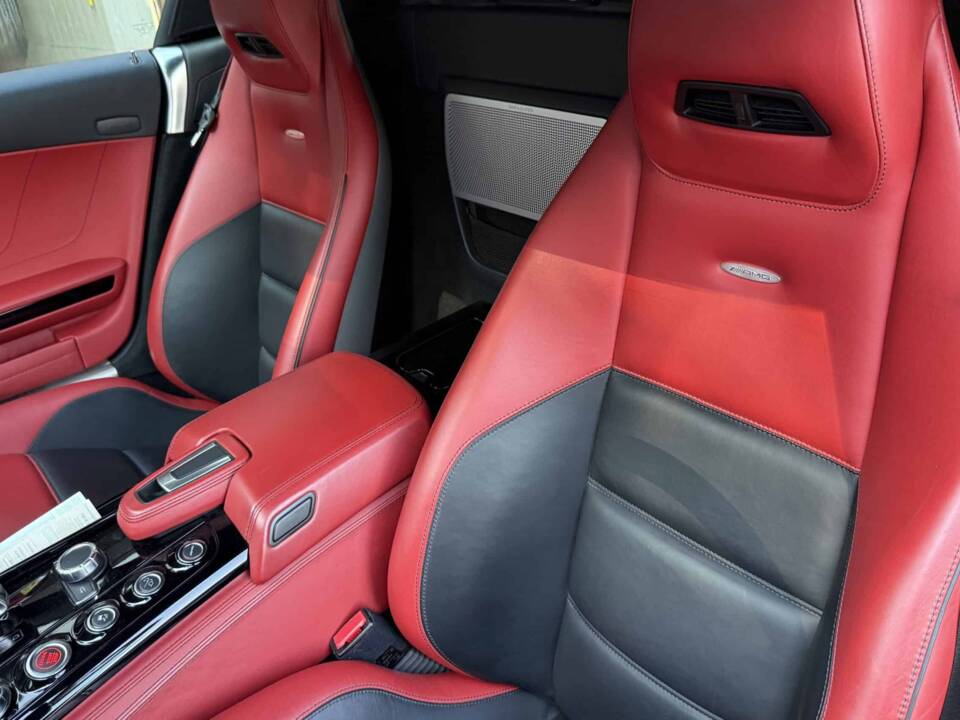 Bild 22/46 von Mercedes-Benz SLS AMG Roadster (2012)